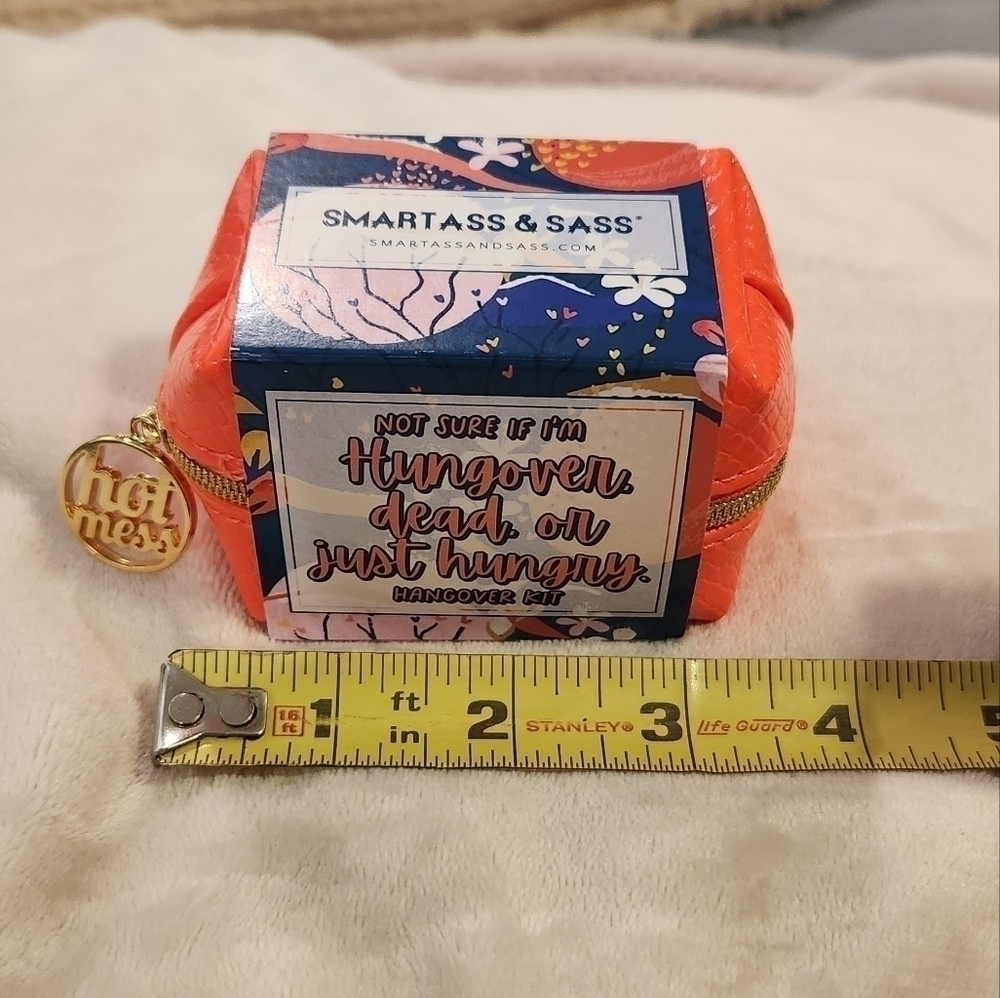 Mini Hangover Kit - Picture 3 of 6